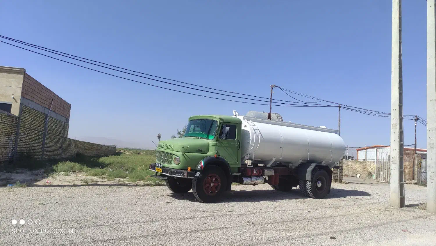 تخلیه چاه مقدسی با ماشین بنز تک|خدمات پیشه و مهارت|بجنورد, |دیوار