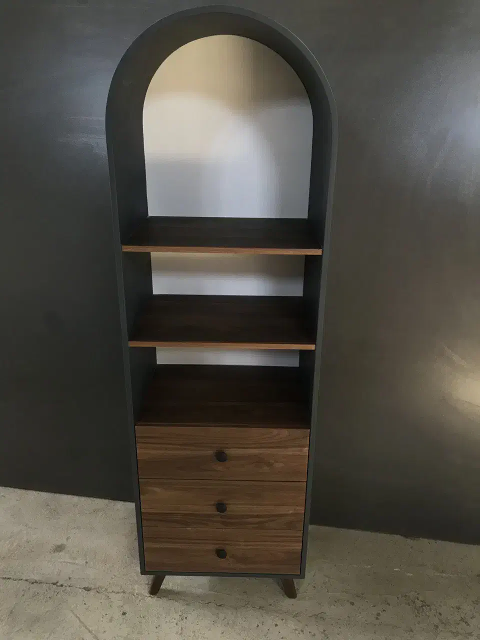 کتابخانه|کتابخانه، شلف، قفسه‌های دیواری|نظرآباد, نظرآباد|دیوار