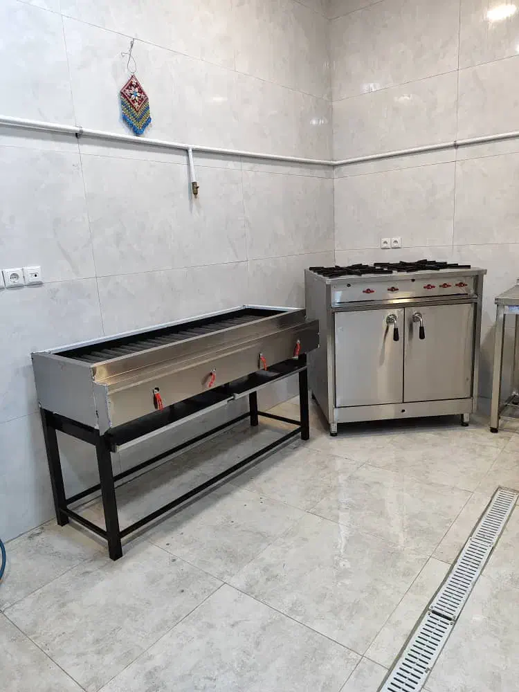 اشپز|استخدام خدمات فروشگاه و رستوران|بروجن, |دیوار