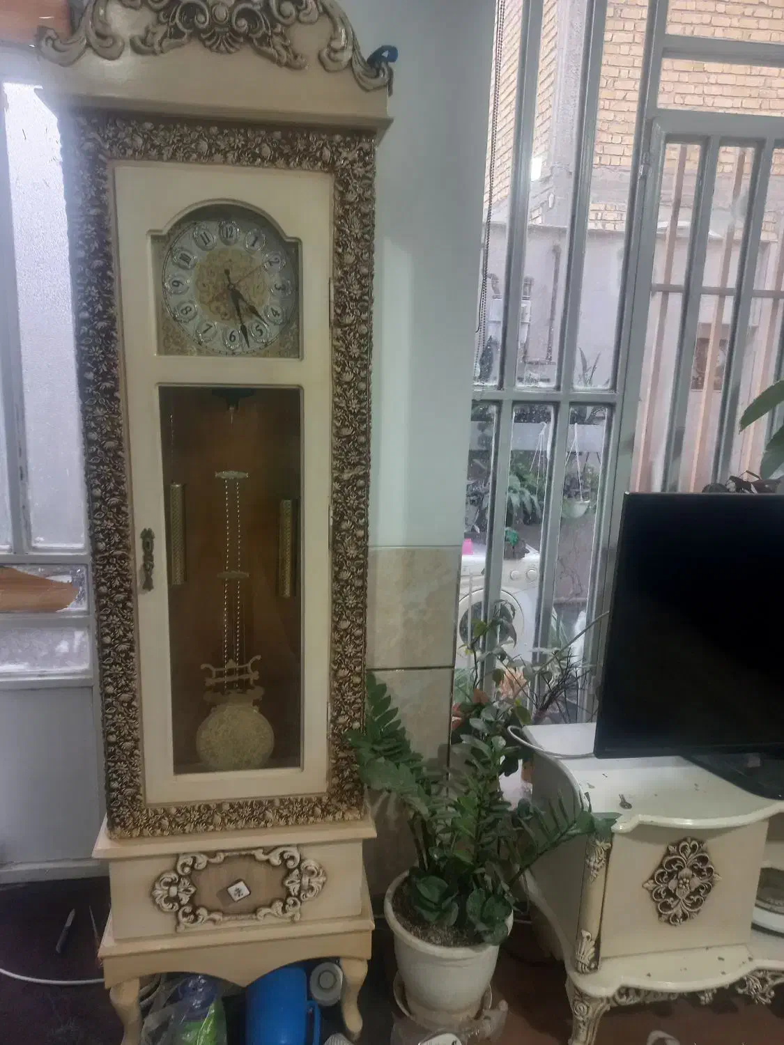 ساعت ایستاده سالم در حد نو|ساعت دیواری و تزئینی|شیراز, شریفآباد|دیوار