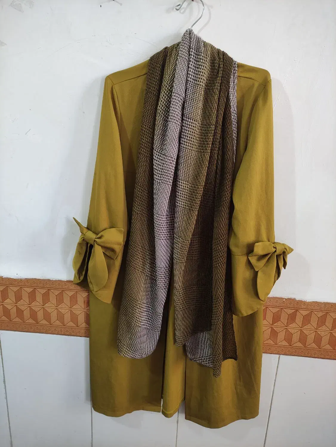 برا کسی که مانتو شماره ۳و۲ می پوشه خوبه|لباس|یاسوج, |دیوار