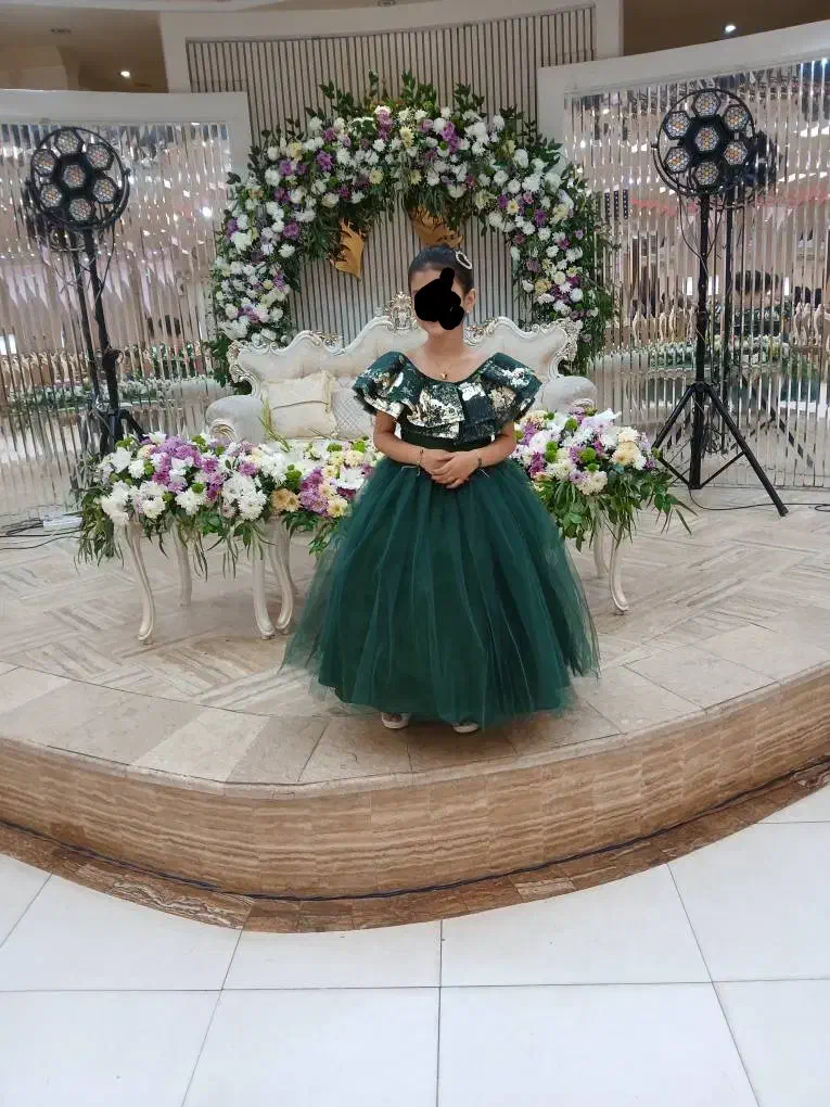 لباس عروس|لباس|سنگر, |دیوار