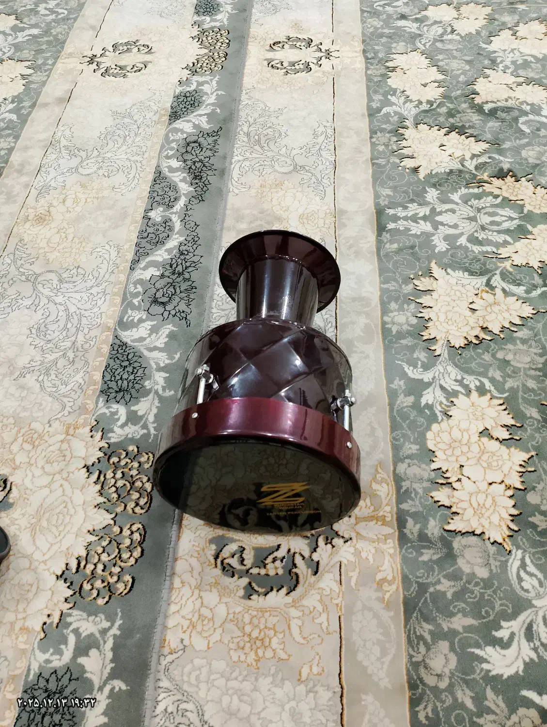 دمبک|درام و پرکاشن|سریش آباد, |دیوار