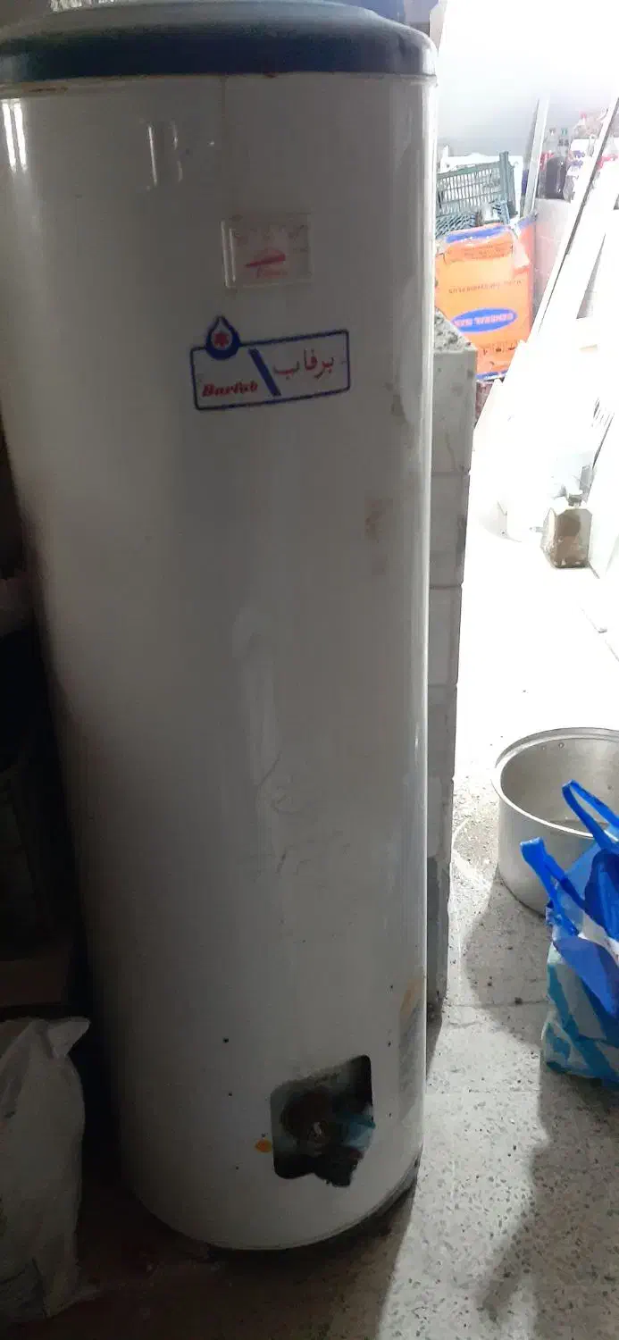 ابگرمکن|آبگرمکن، پکیج، شوفاژ|خوی, |دیوار