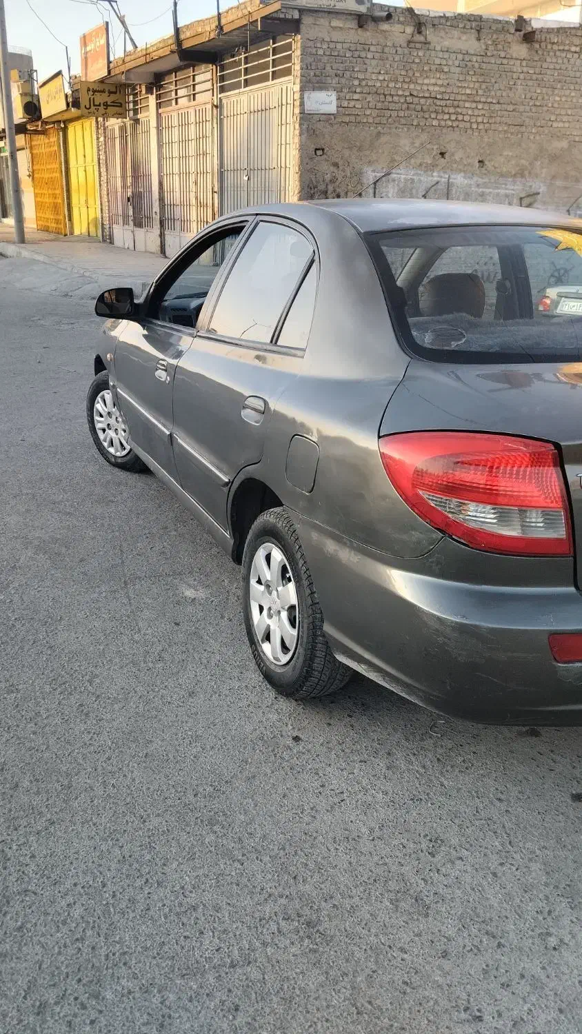 ریو|خودرو سواری و وانت|فولادشهر, ورزشگاه فولادشهر|دیوار