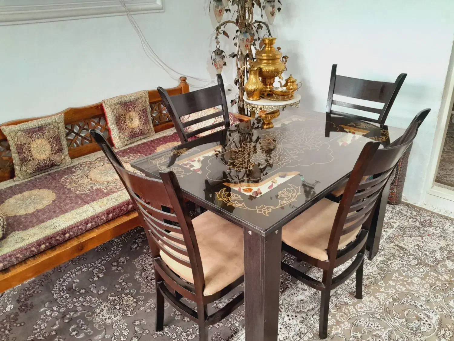 میز ناهار خوری شش نفره و چهار نفره|میز و صندلی غذاخوری|لاهیجان, رجایی|دیوار