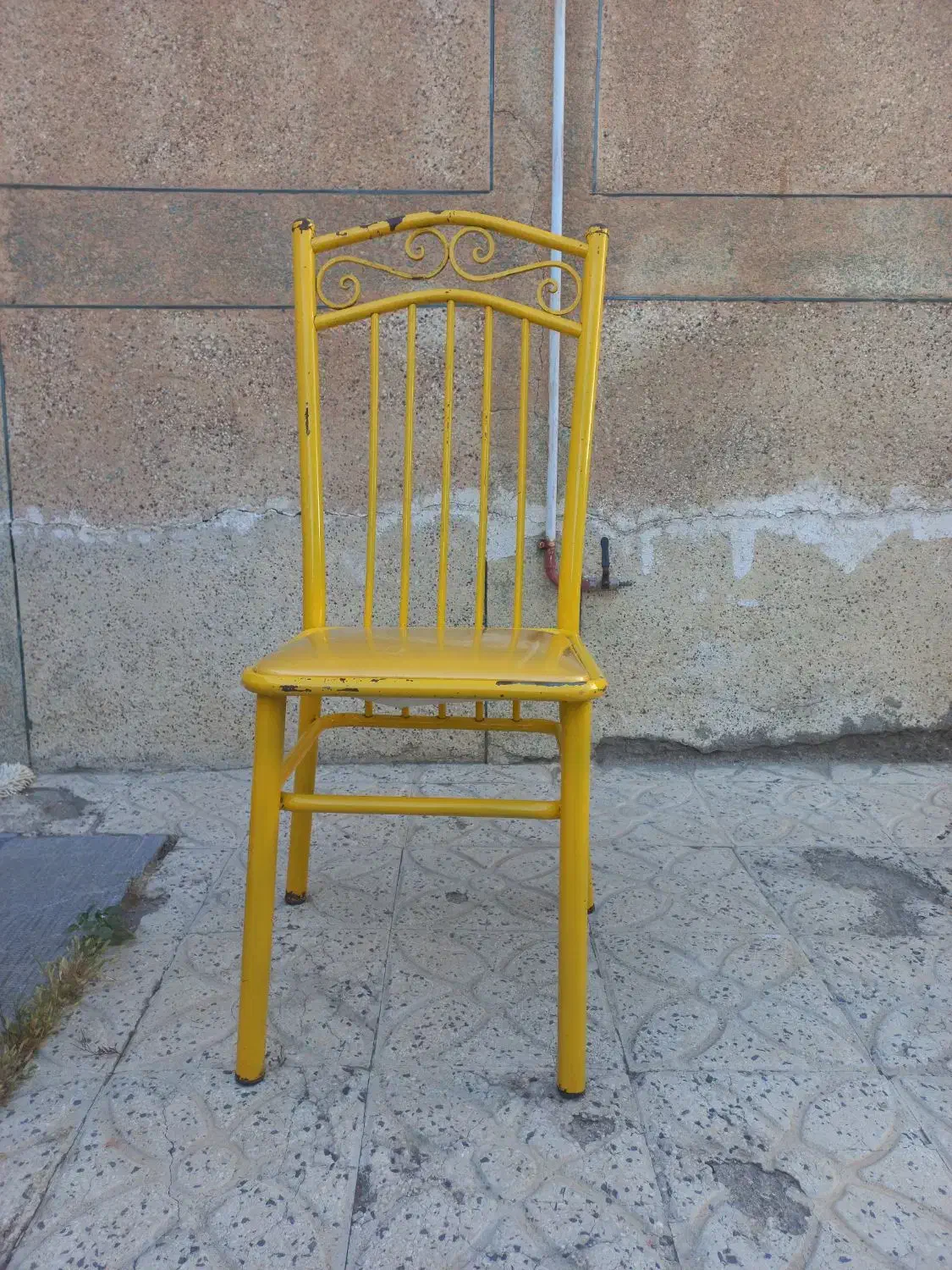 چهار عدد صندلی فلزی|صندلی و نیمکت|ملایر, |دیوار