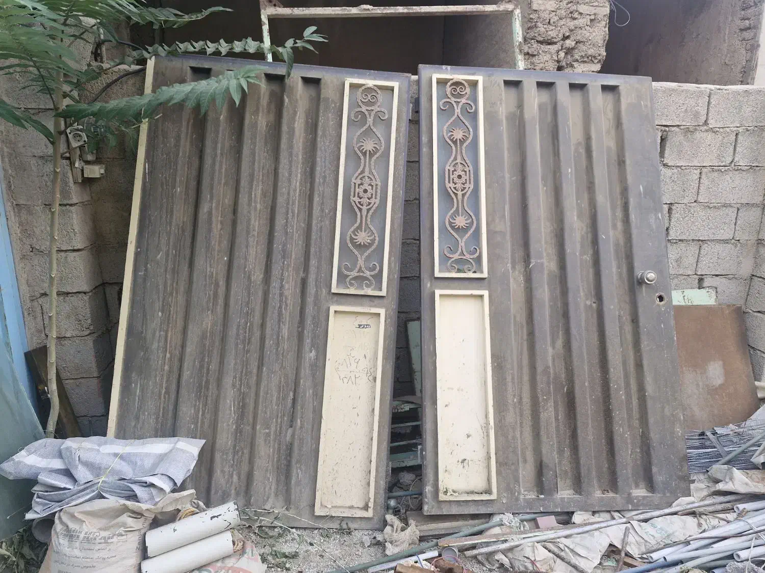 درب پارکینگ|مصالح و تجهیزات ساختمان|خرمدره, |دیوار