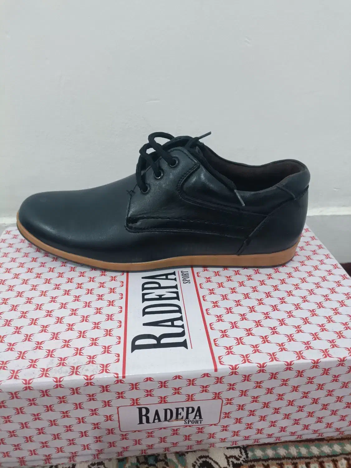 کفش،|کیف، کفش، کمربند|رامهرمز, |دیوار