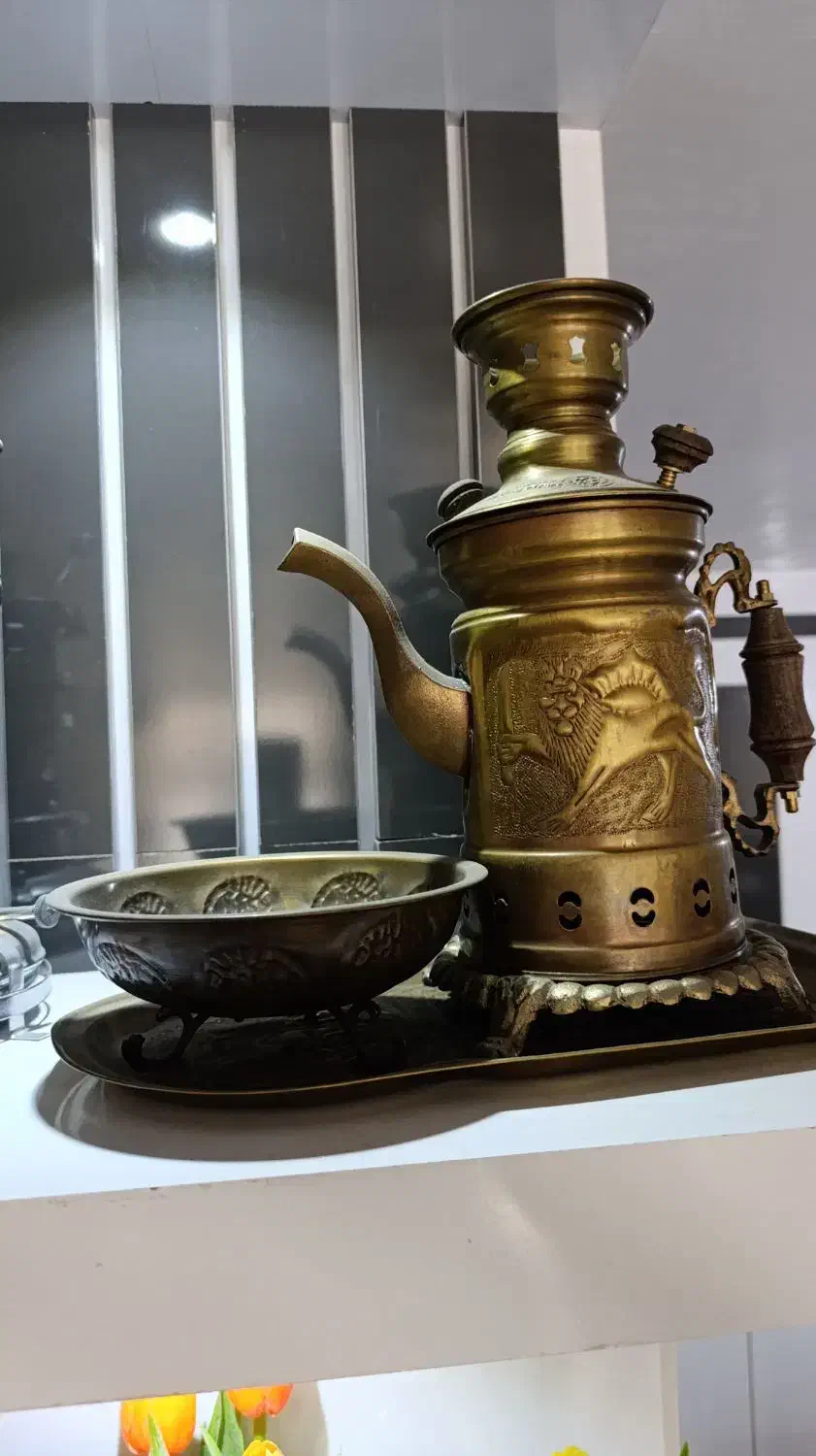 سماور و ظرف برنج قدیمی|صنایع دستی و سایر لوازم تزئینی|ابریشم, |دیوار