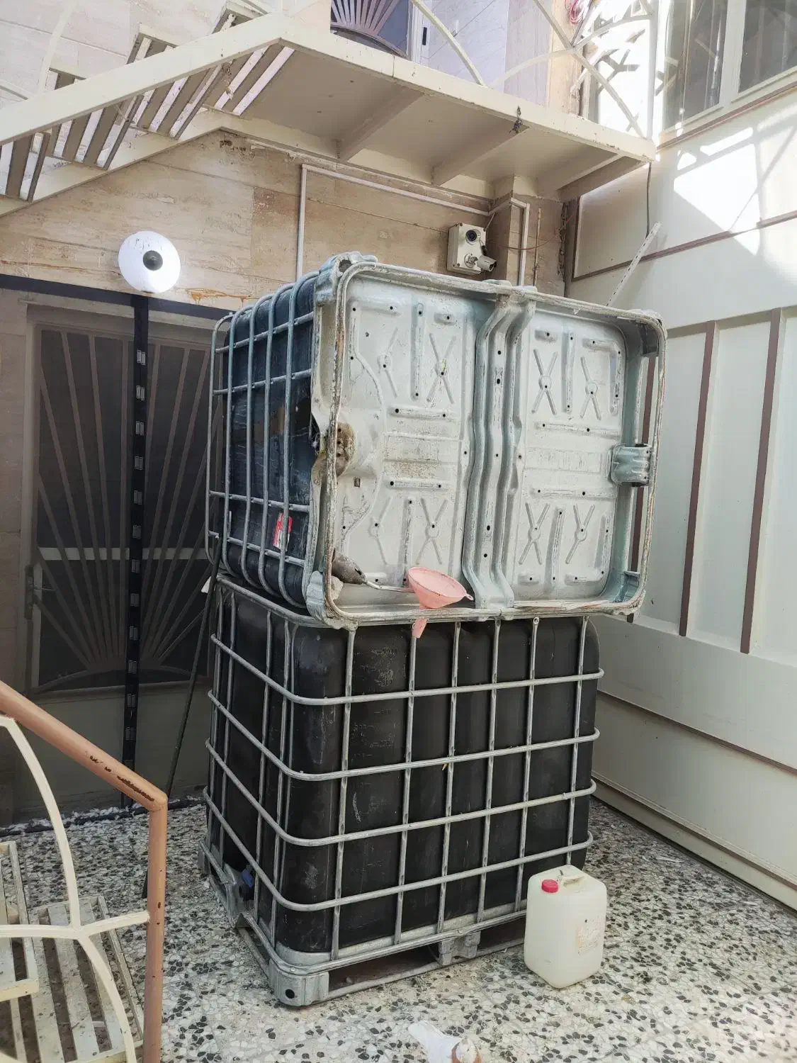 تانکر اب و گازوئیل محافظ دار|مصالح و تجهیزات ساختمان|برخوار, |دیوار