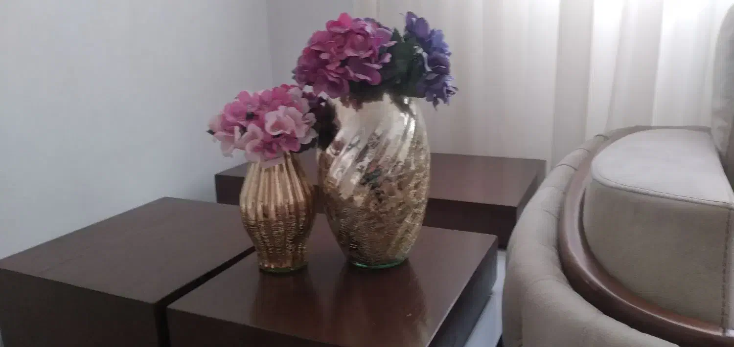 گلدان ها همراه گل|گل مصنوعی|بجنورد, |دیوار