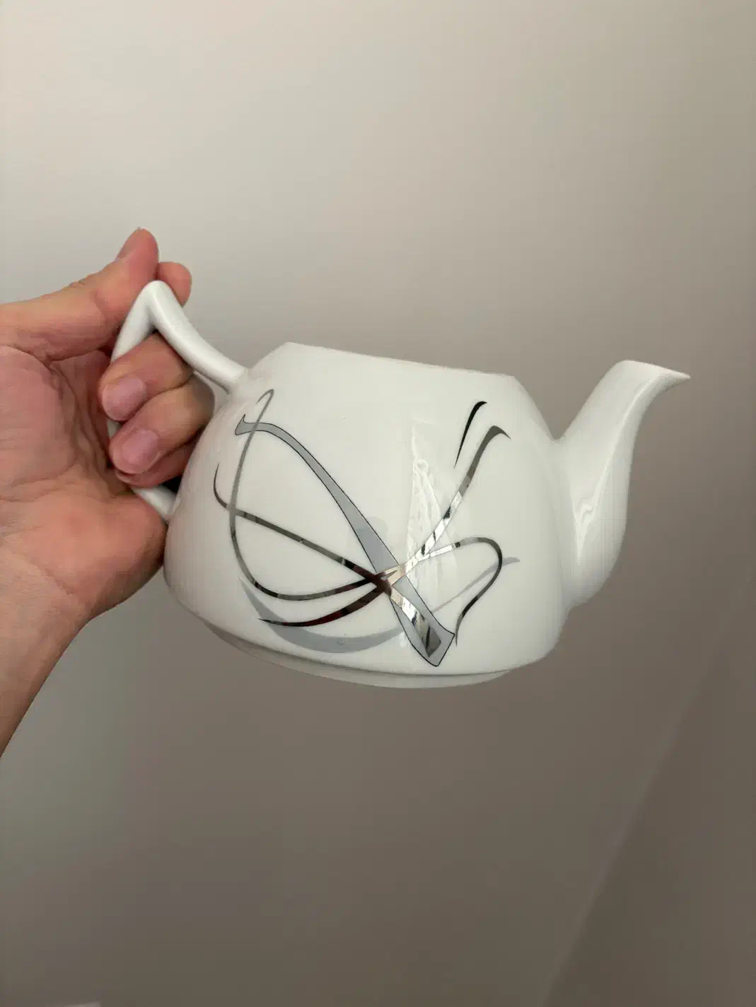 قوری سرامیک یونیک اورجینال نو|قوری، کتری، قهوهساز دستی|اصفهان, کوی امیریه|دیوار