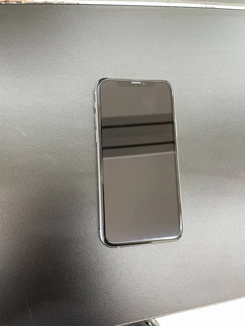 ایفون ۱۱پرو|موبایل|هشتگرد, هشتگرد قدیم|دیوار