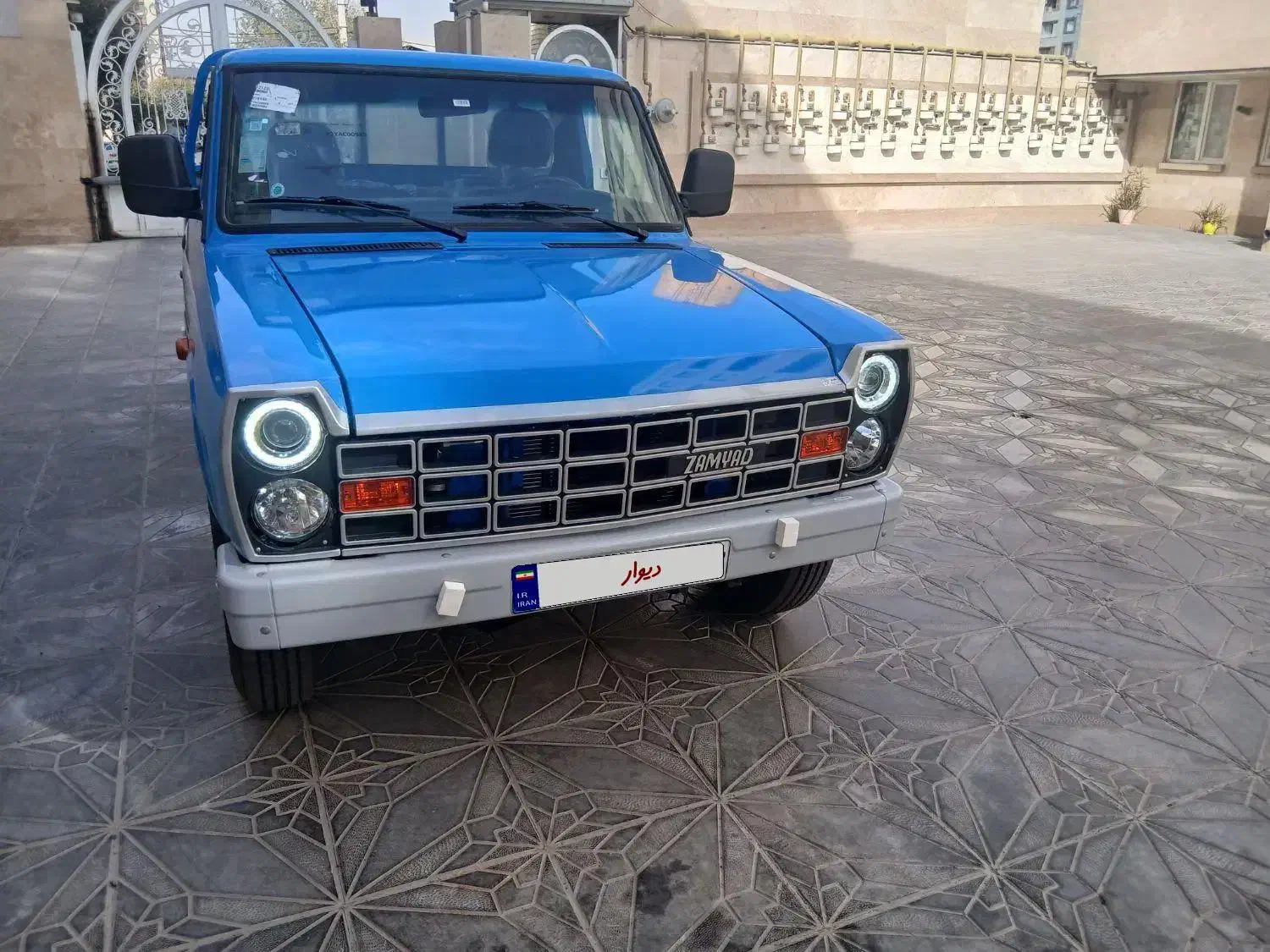 نیسان تک سوز رادیال|خودرو سواری و وانت|شیراز, ریشمک|دیوار