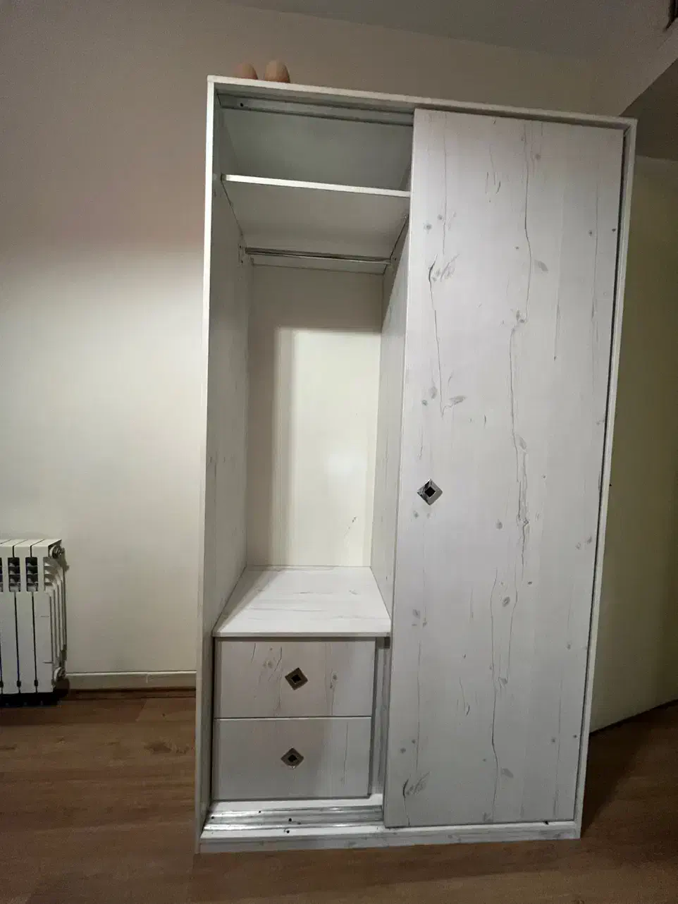 کمد لباس سفید و طوسی رنگ ، درب‌ها کشوئی|جاکفشی، کمد، دراور|تهران, امامت|دیوار