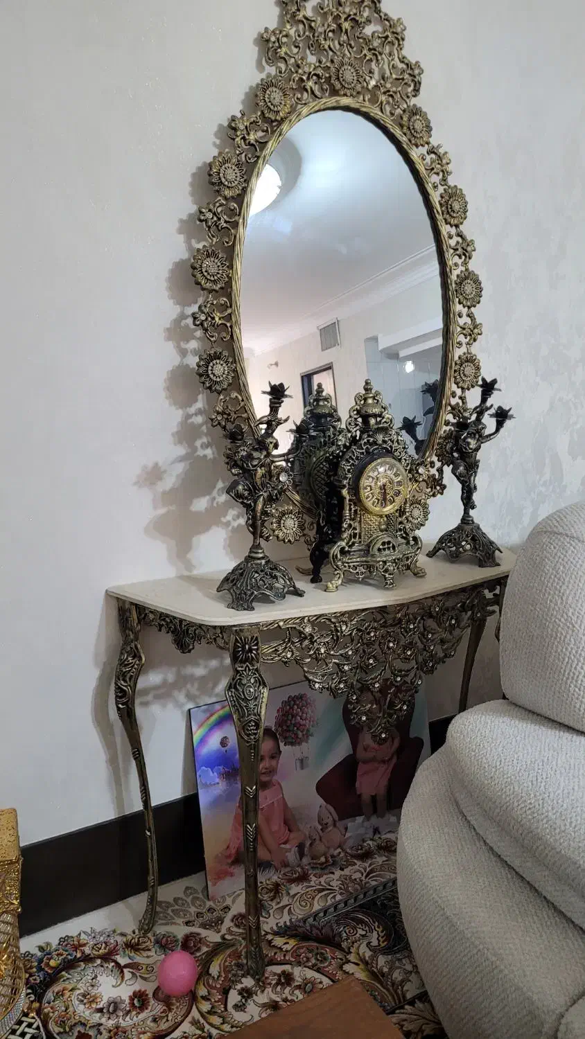 ست آیینه و شمعدان ویترین و زیر تلویزیونی برنز|آینه|اصفهان, کنگاز|دیوار