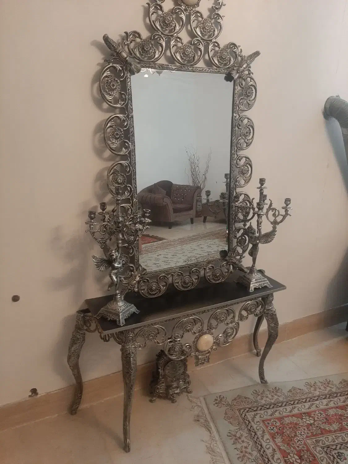 بوفه زیبا و آینه شمعدان|بوفه، ویترین، کنسول|مهدی شهر, |دیوار