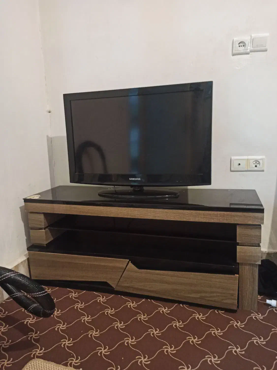 تلویزیون 32|تلویزیون و پروژکتور|کرمانشاه, |دیوار