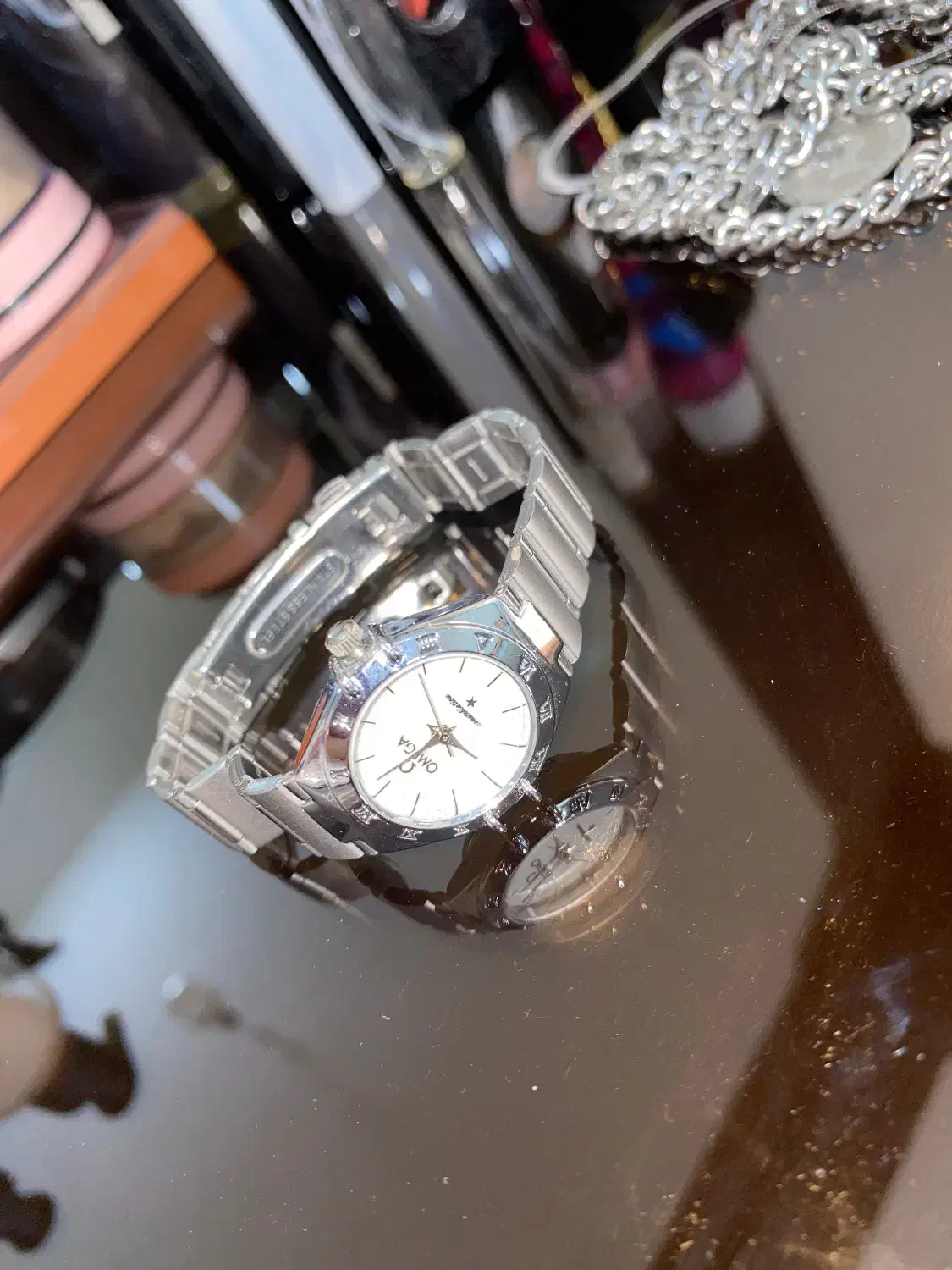 ساعت زنانه و اکسسوری|ساعت|پرند, فاز ۲|دیوار