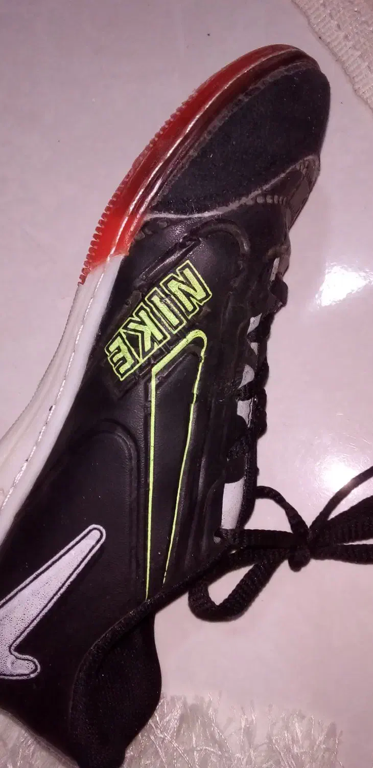 کفش فوتبال|کیف، کفش، کمربند|فردوس (خراسان), |دیوار