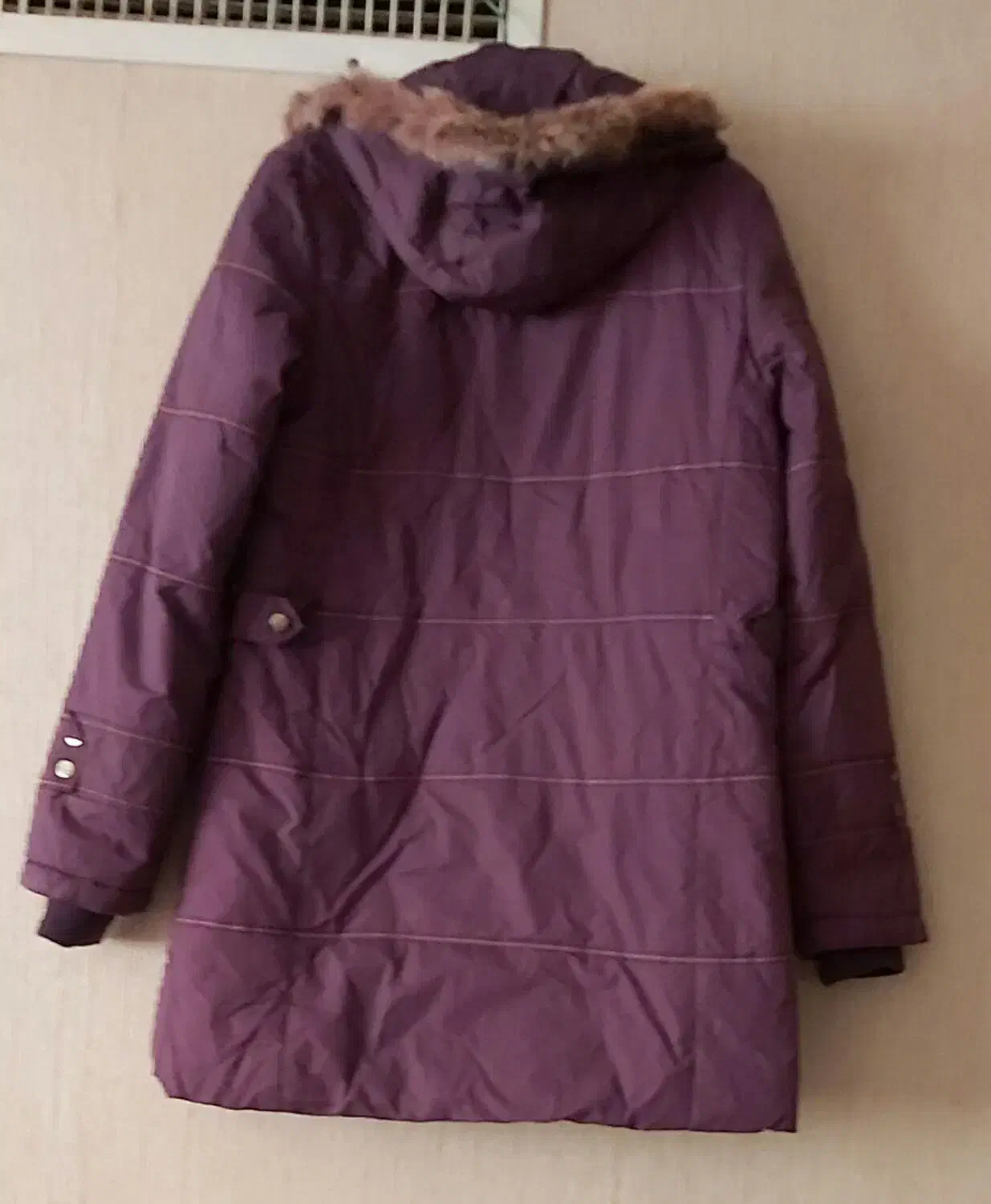 کاپشن رنگ بنفش بادمجونی کلاه خزدار|لباس|شیراز, شهرک ولیعصر|دیوار