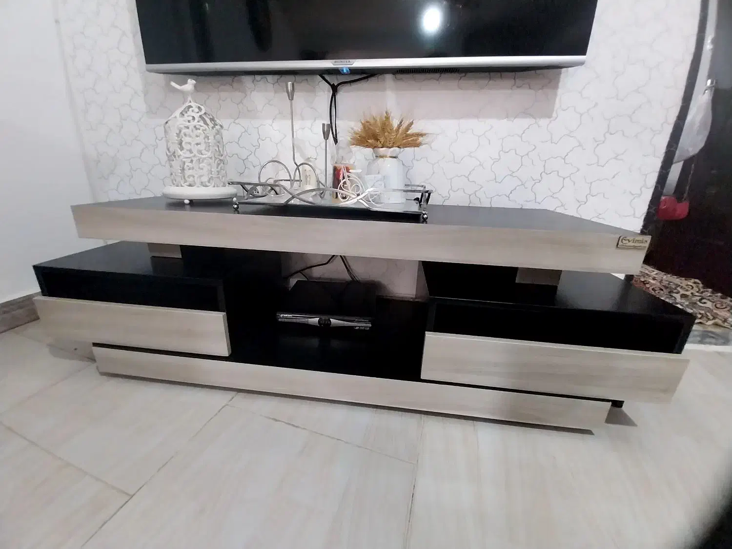 میز تلویزیون متحرک|میز تلویزیون|رشت, آزادگان|دیوار