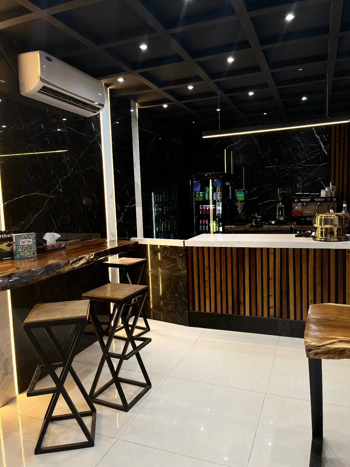 باریستا|استخدام خدمات فروشگاه و رستوران|شاهین‌شهر, عطار|دیوار