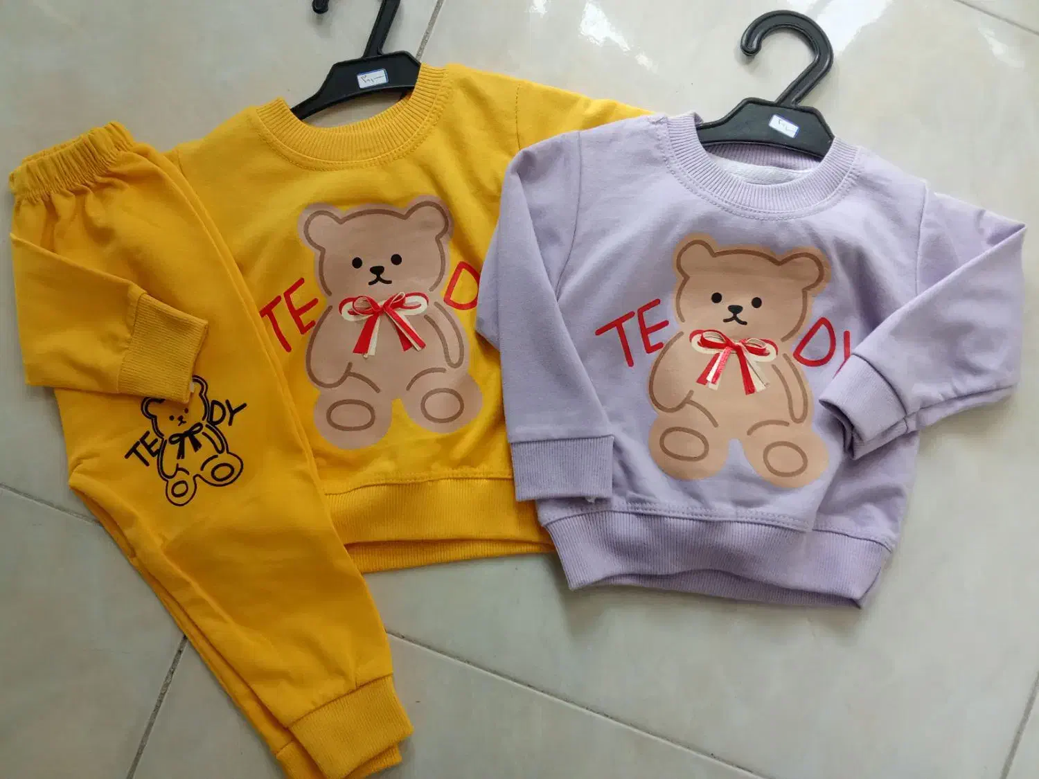 حراج به علت تغییر شغل|کفش و لباس بچه|تربت‌حیدریه, شهرک ولیعصر|دیوار