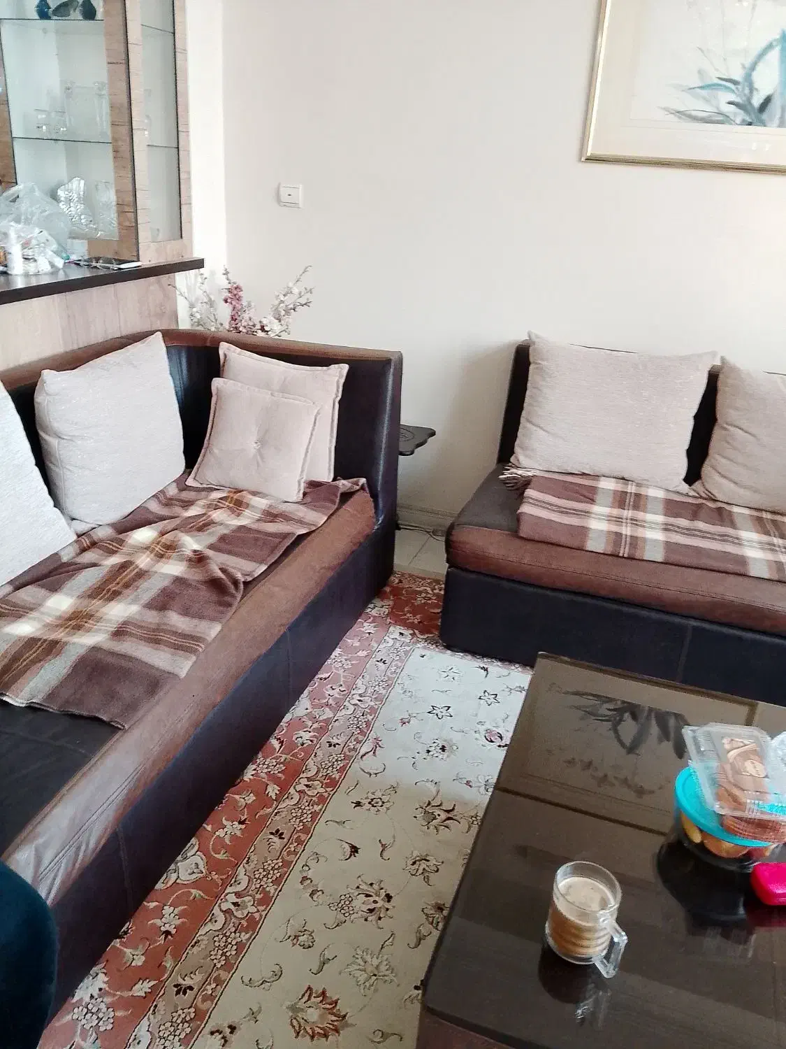 مبل ال چرم با میز وسط|مبلمان خانگی و میز عسلی|اسلامشهر, شهرک واوان|دیوار