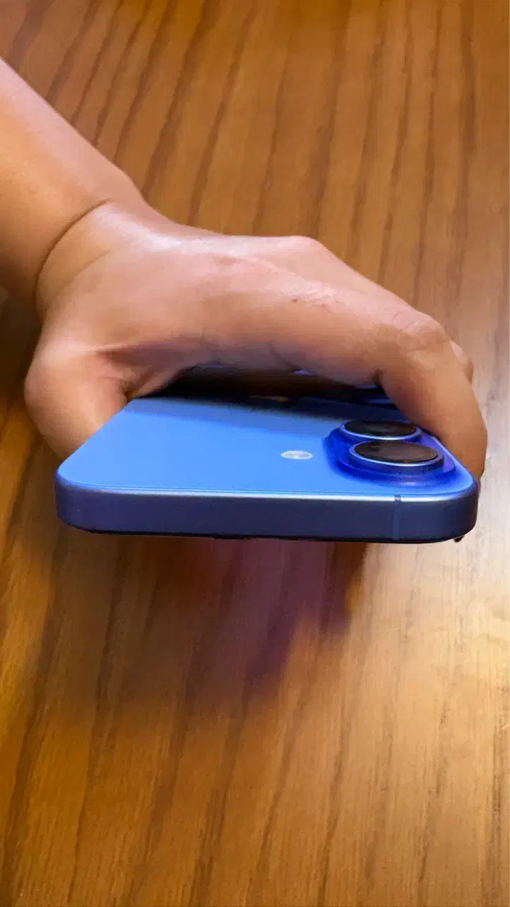 ایفون ۱۶ نرمال درحد نو رجیستر شده|موبایل|کاشان, معلم|دیوار