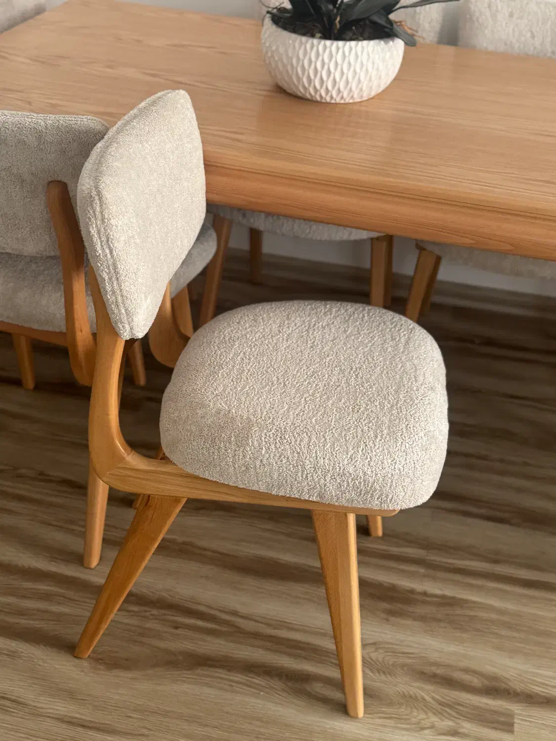 میز نهار خوری ۶ نفره  نو چوب راش بسیار محکم و شیک|میز و صندلی غذاخوری|شیراز, انجیر|دیوار