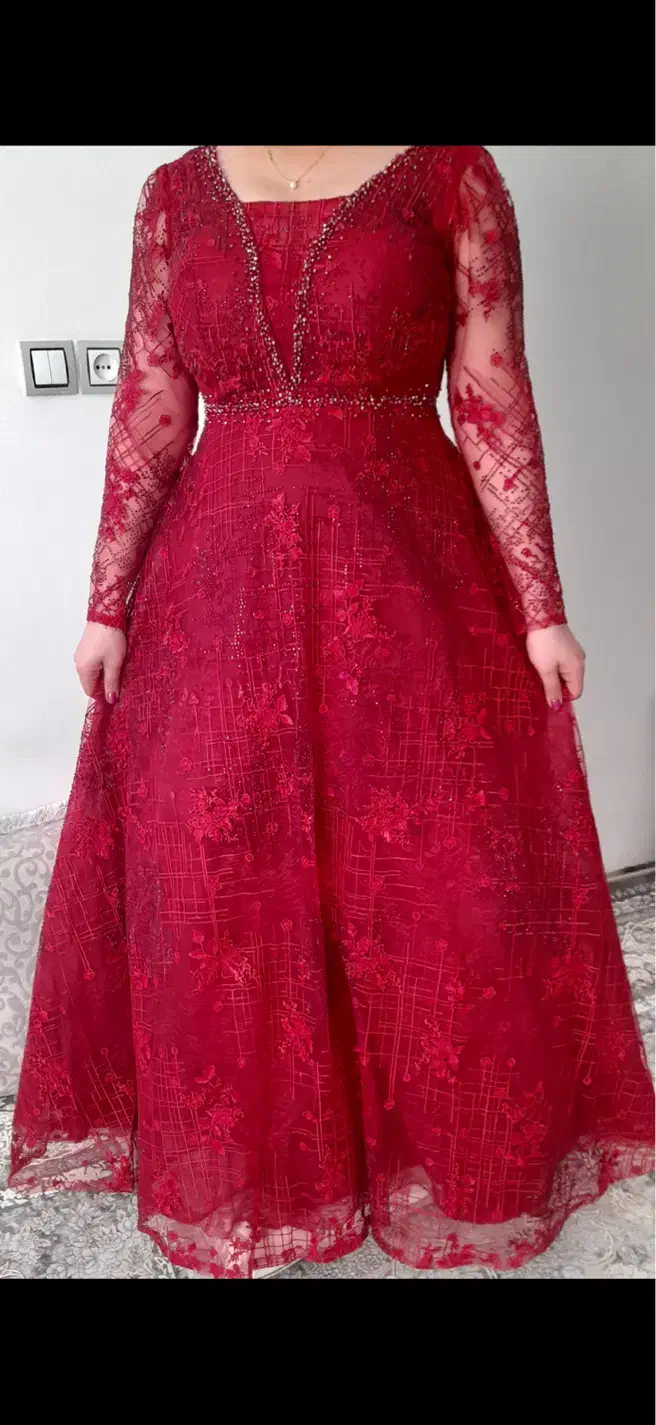 لباس مجلسی|لباس|لامرد, |دیوار