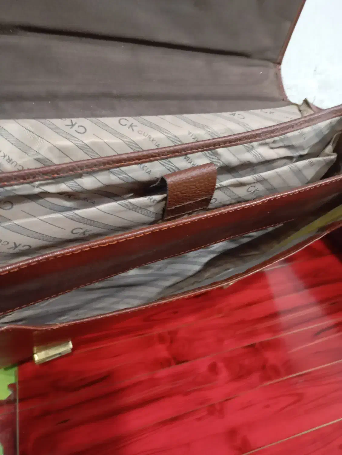 کیف سامسونت|کیف، کفش، کمربند|پلدختر, |دیوار