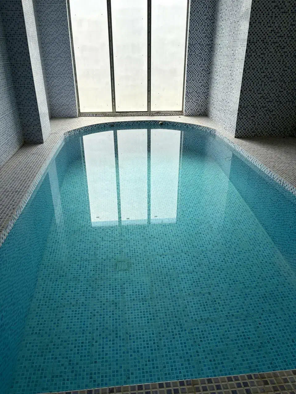 تریبلکس ۳۵۰ متری/ استخرداخلی/ شهرک برند|فروش خانه و ویلا|امامزاده عبدالله, |دیوار