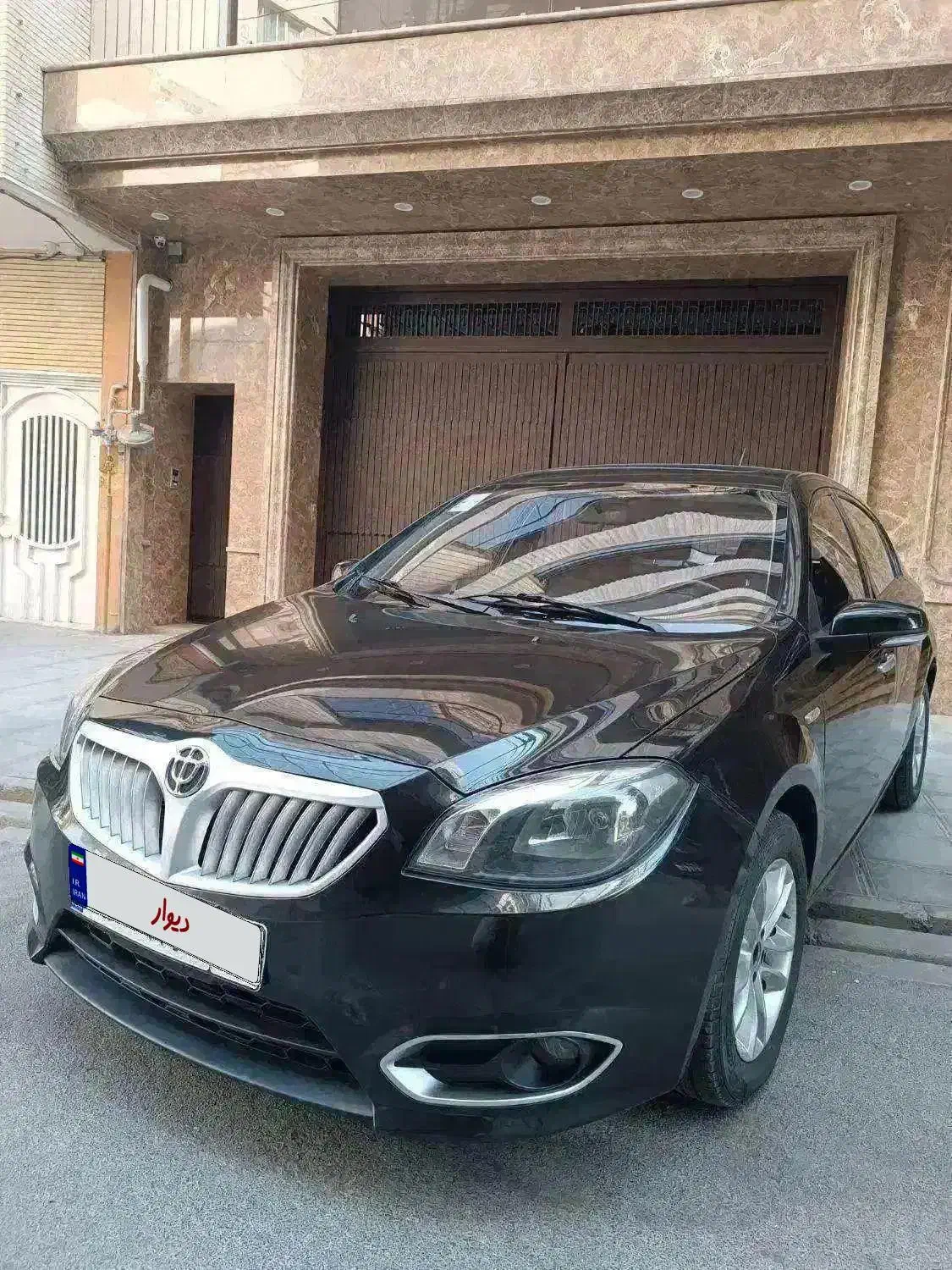 برلیانس ۳۲۰ اتومات معاوضه شرایطی|خودرو سواری و وانت|اصفهان, احمدآباد|دیوار