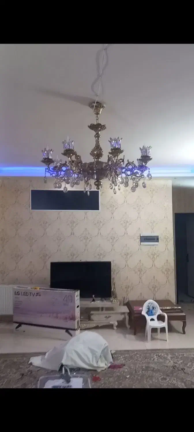 لوستر هشت شعله|لوستر و چراغ آویز|مشهد, سید رضی|دیوار