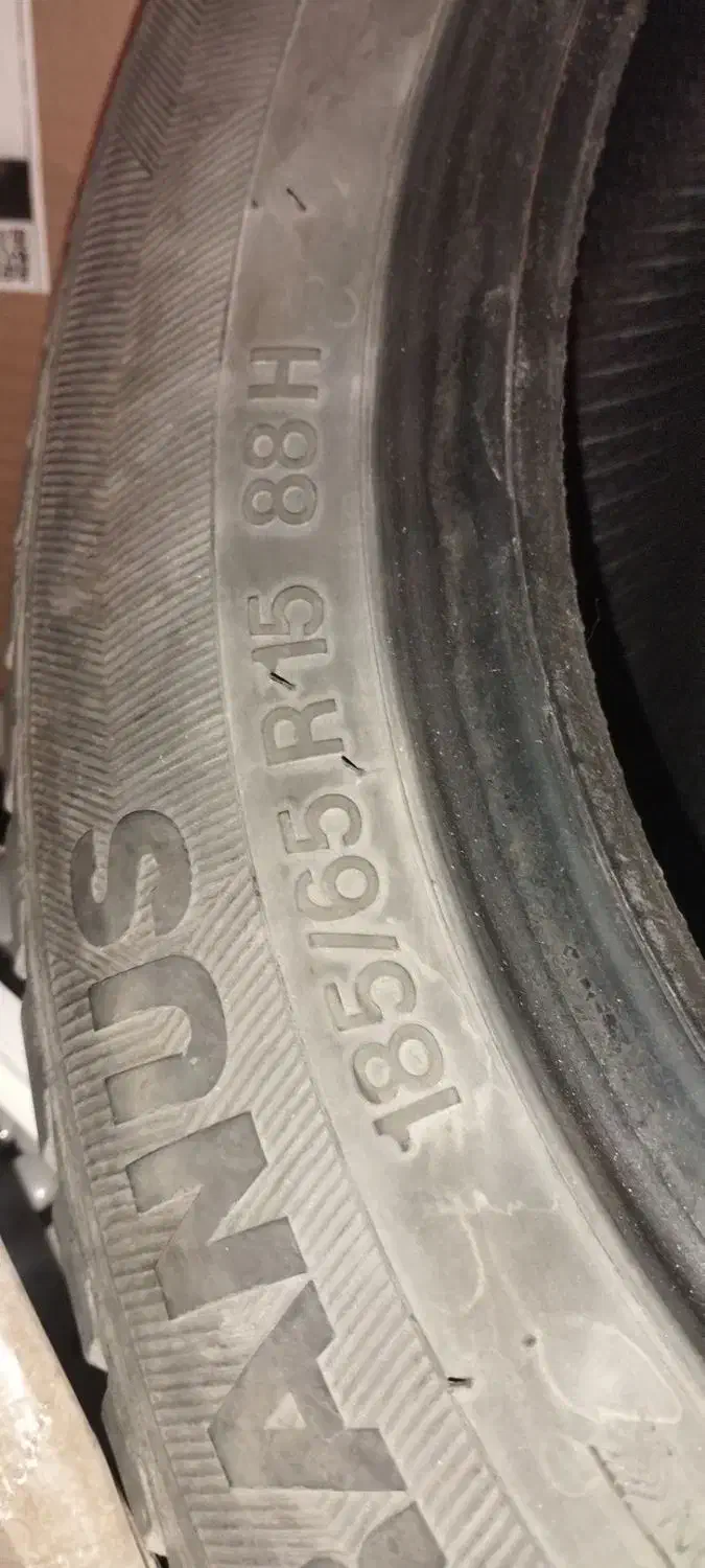 سه عدد لاستیک 60 درصد سمند دنا|قطعات یدکی و لوازم جانبی|ملایر, |دیوار