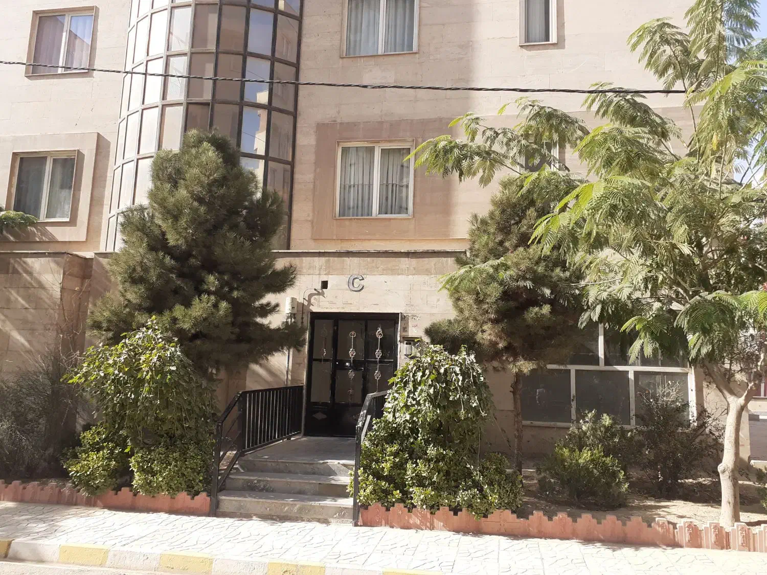 واحد ۸۵متری تمیز مجتمع ایرانپارس|اجارهٔ آپارتمان|هشتگرد, شهرک پارسیان|دیوار