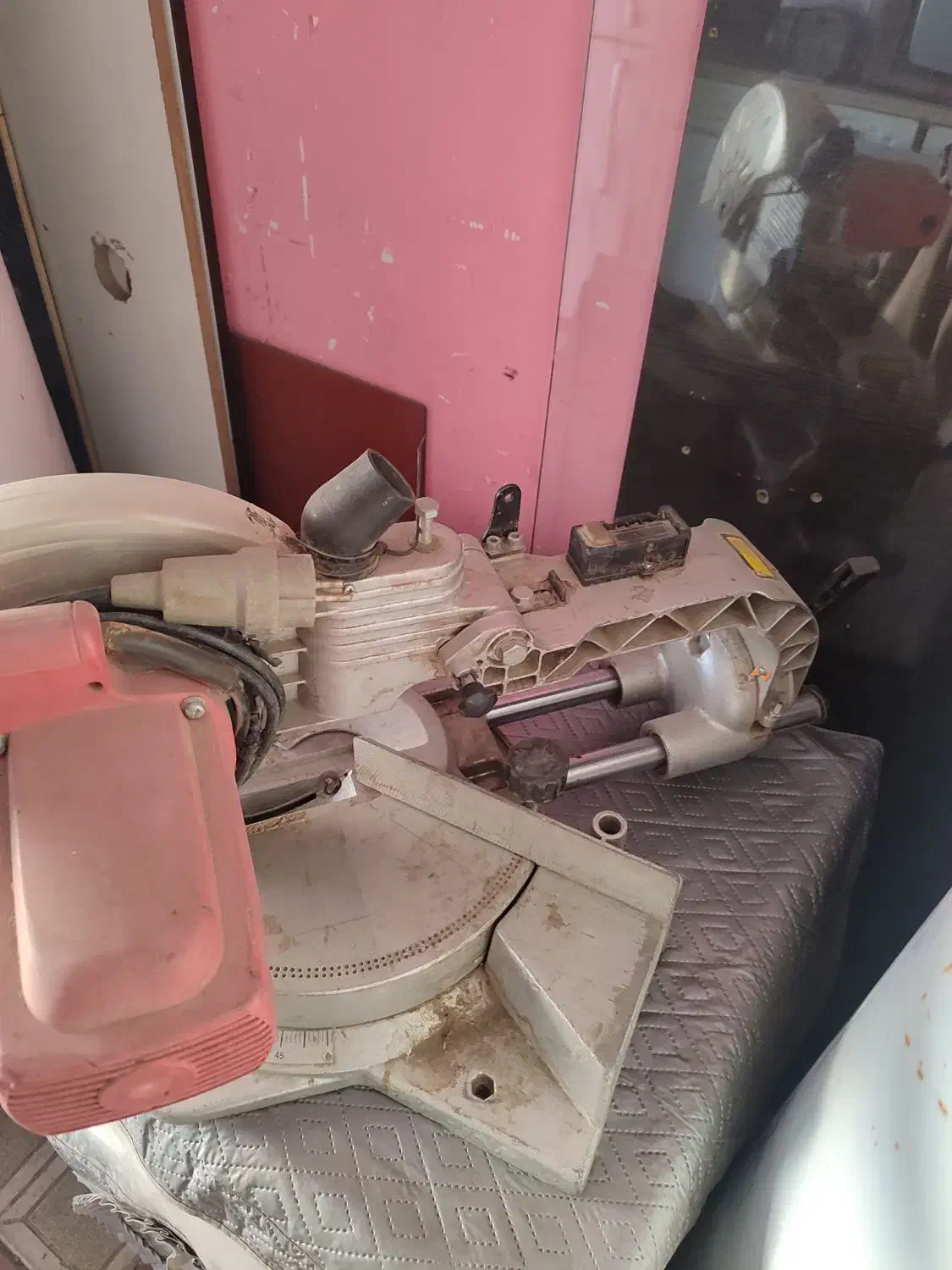 فارسی بر|ابزارآلات|سنندج, |دیوار