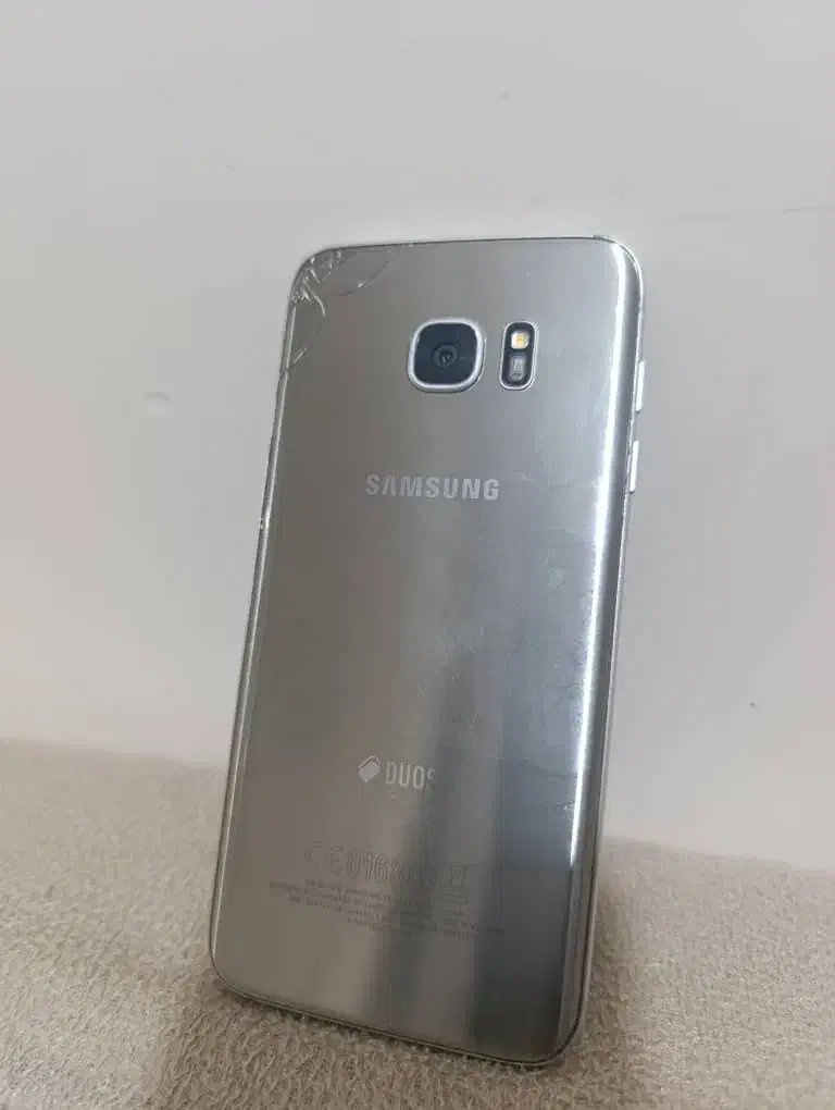 یک دستگاه گوشی فروش فوری فوری خریدار واقعی تماس|موبایل|تهران, شهرک ابوذر|دیوار