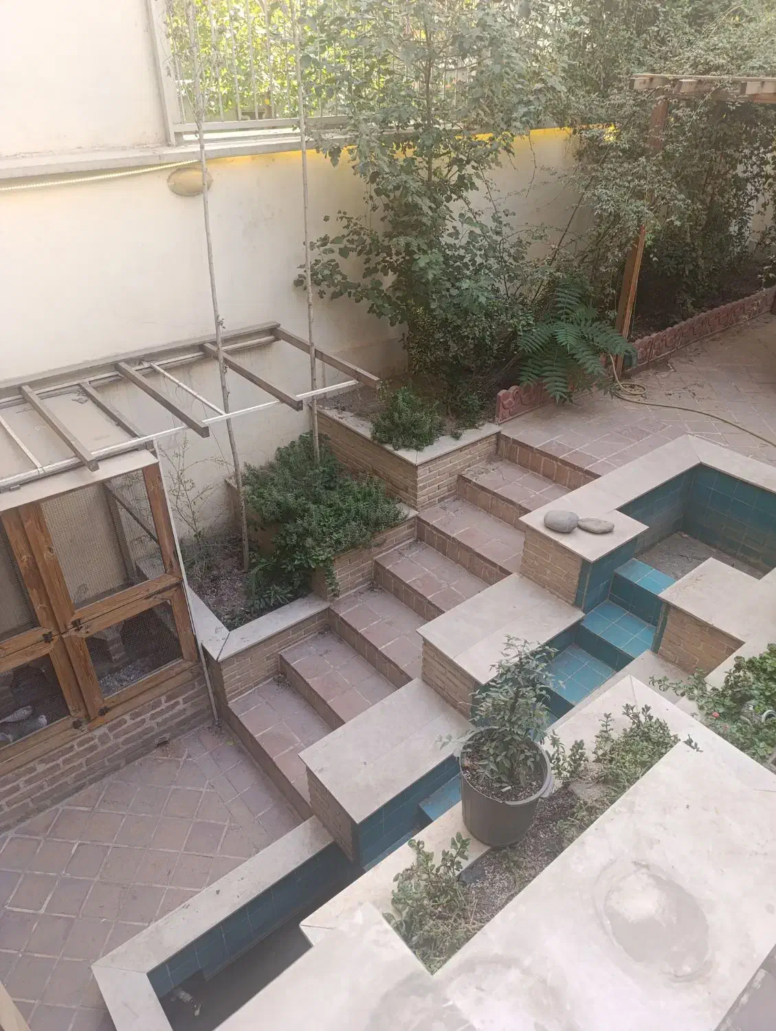 رهن خانه ویلایی ۳۲۰ متری در دل امیرآباد