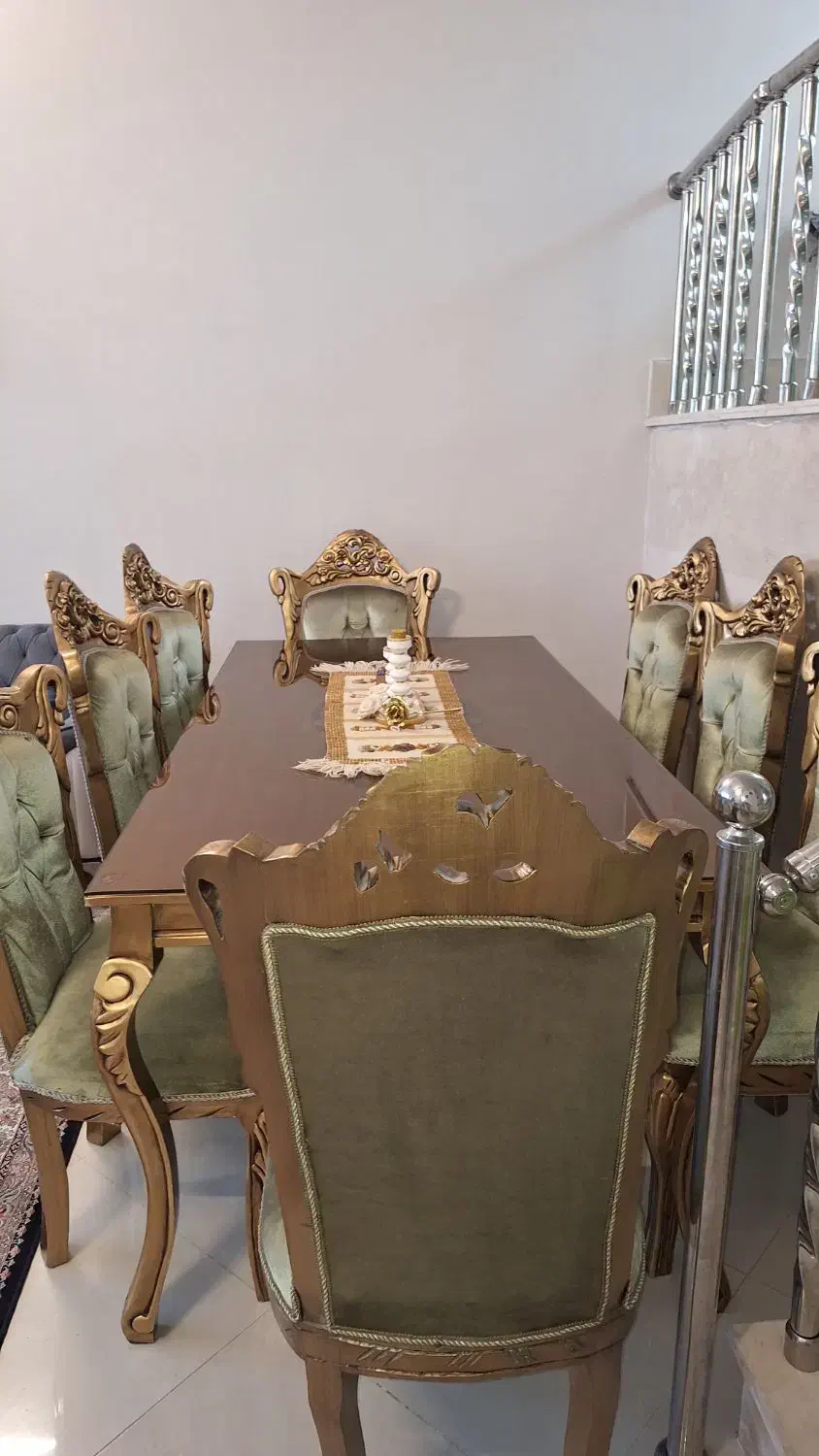 میز غذا خوری 8 نفره|میز و صندلی غذاخوری|تربت‌حیدریه, شهرک ولیعصر|دیوار