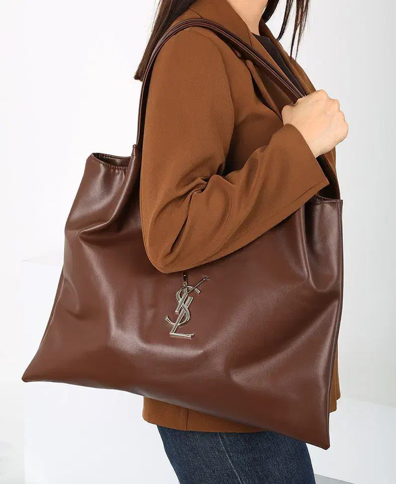 دوشی و زنانه|کیف، کفش، کمربند|مشهد, رده|دیوار