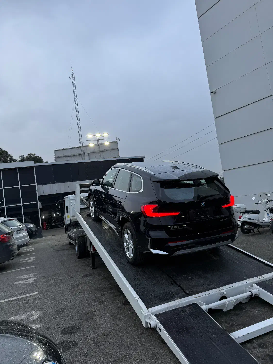 بی ام و ix1|خودرو سواری و وانت|تهران, ولنجک|دیوار