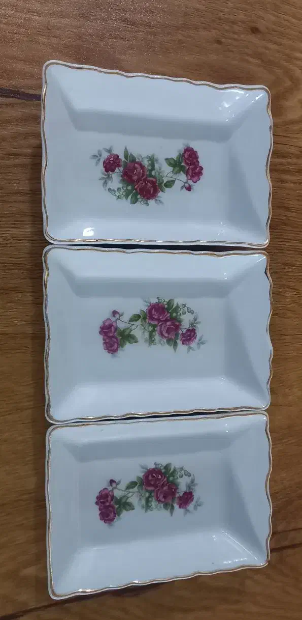 جاسیگاری|ظروف سرو و پذیرایی|قم, باغ کرباسی|دیوار