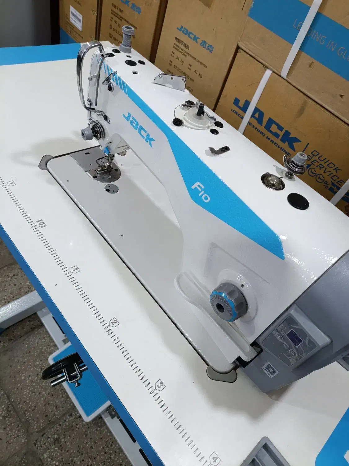 چرخ خیاطی F10جک نو ترکائی|چرخ خیاطی و ریسندگی|بروجرد, |دیوار