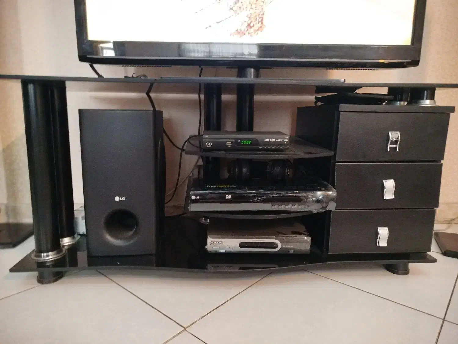 میز تلویزیون دودی|میز تلویزیون|مشهد, شهرک رازی (شهرک غرب)|دیوار