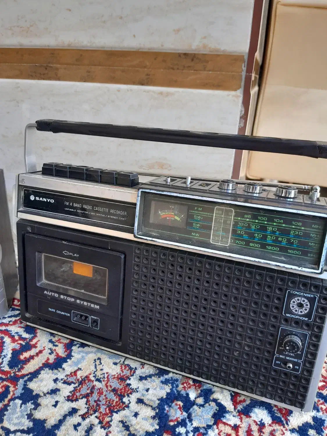 فروش رادیو ضبط های قدیمی عتیقه کاکسیونی|کلکسیون و سرگرمی|اندیمشک, |دیوار