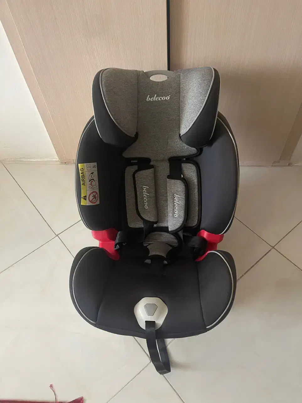 صندلی ماشین بلکو|تخت و صندلی بچه|مشهد, سرافرازان|دیوار